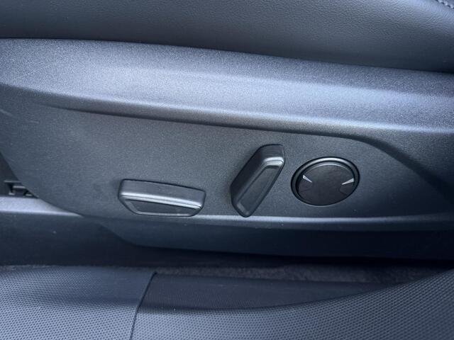 Ford MUSTANG Mach-E RWD 75 kWh ?SOH 93% ?Panoramadak ?Bang & Olufsen ?360º Camera ?Vol Leder ?Elektrische Achterklep ?Adaptieve Cruise ?Lichtmetaal 19" ?Trekhaak