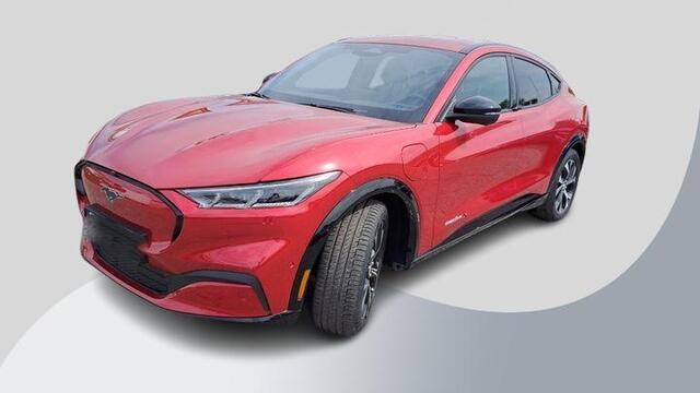 Ford MUSTANG Mach-E Extended Premium RWD 98 kWh 294pk | Technology Pack Plus | Adaptieve Cruise | 1.500kg Trekgewicht