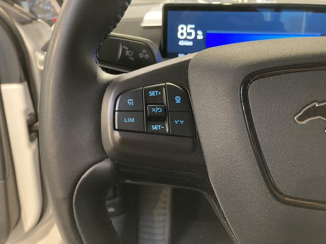 Ford MUSTANG Mach-E Extended RWD 294 pk 98 kWh | Adapt. Cruise | Clima | Winterpack | Leer | Camera | Apple carplay | Android Auto |