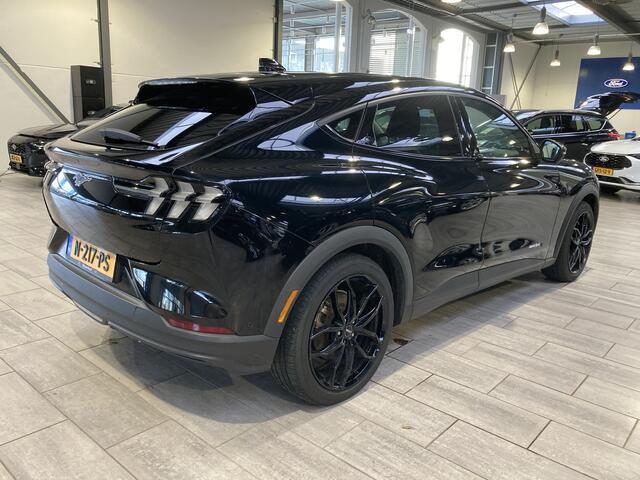 Ford MUSTANG Mach-E Extended Range 286 pk RWD 98 kWh | Trekhaak | B&O | El. a. klep | 360° Camera | Adapt cruise | 1e eig. | 100% dealer ond.
