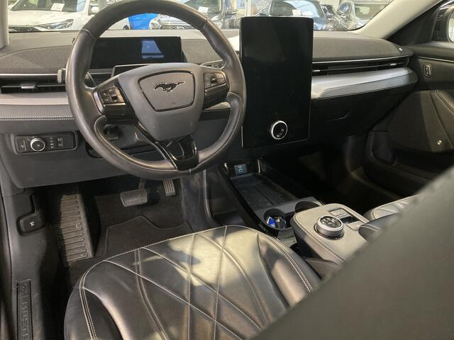 Ford MUSTANG Mach-E Extended Range 286 pk RWD 98 kWh | Trekhaak | B&O | El. a. klep | 360° Camera | Adapt cruise | 1e eig. | 100% dealer ond.