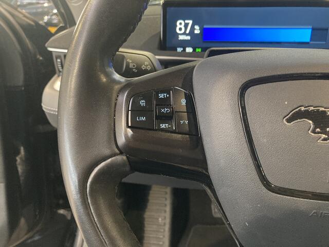 Ford MUSTANG Mach-E Extended Range 286 pk RWD 98 kWh | Trekhaak | B&O | El. a. klep | 360° Camera | Adapt cruise | 1e eig. | 100% dealer ond.