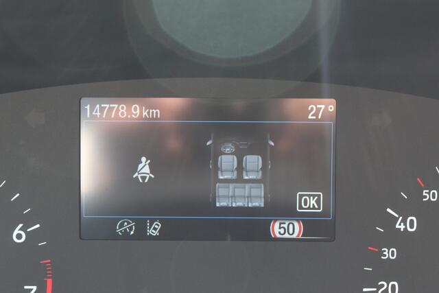 Ford PUMA 1.0-125pk EcoBoost Hybrid Titanium. Garantie t/m 21-05-2027 ! Slechts 14.750km ! Volautm. airco, metallic lak, stoel-, stuur- en voorraamverwarming, navigatie, telefoonvoorbereiding, elektrische achterklep, cruise cntrl, keyless entry / keyless go etc.