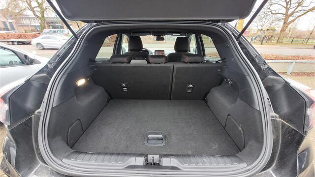 Ford PUMA 1.0 EcoBoost Hybrid Titanium