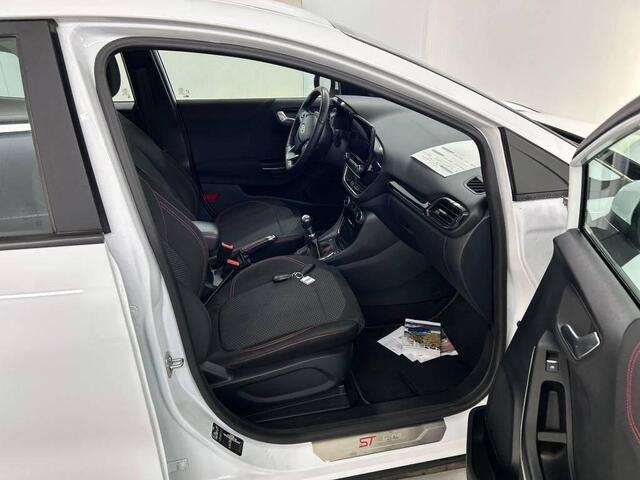 Ford PUMA EcoBoost Hybrid ST-Line Navigatie Climat Cruise control Parkeersensoren NL-Auto Dealeronderhouden