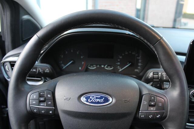 Ford PUMA 1.0 EcoBoost Hybrid Titanium X Adaptieve Cruise, Winter Pack, Keyless, Elek Achterklep, Camera, Navigatie, Carplay, Bliss,