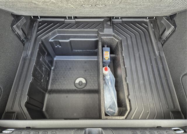 Ford PUMA Nw.model Hybrid ST-Line X Panoramadak Trekhaak Alle opties nieuw 42.865,-