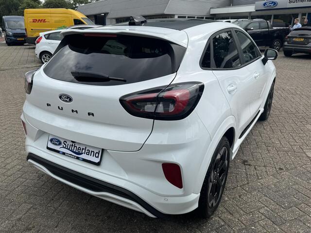 Ford PUMA 1.0 EcoBoost Hybrid ST-Line X 155pk Automaat | Panoramadak | Afneembare trekhaak | Winter Pack | Adaptive cruise control | 360 graden camera | Bang&Olufsen | Elektrsiche achterklep | Matrix LED