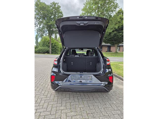 Ford PUMA Nw nwe model Hybrid ST-Line met Comfort en Winter Pack 7.500,- korting