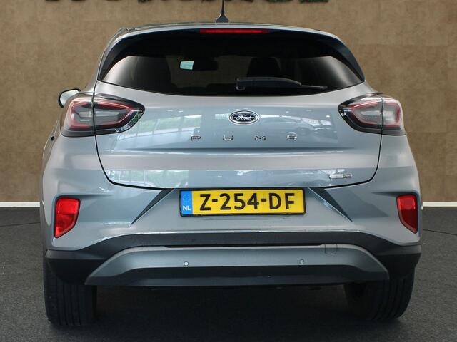 Ford PUMA 1.0 EcoBoost Hybrid Titanium - NAVIGATIE - CLIMATE CONTROL - CRUISE CONTROL - PARKEERSENSOREN ACHTER - LED KOPLAMPEN - MULTIFUNCTIONEEL STUURWIEL - APPLE CARPLAY/ANDROID AUTO - STUUR EN STOEL VERWARMING