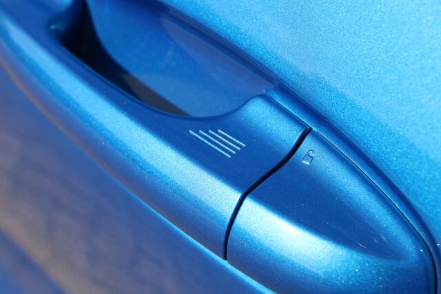 Ford PUMA 1.0 EcoBoost Hybrid ST-Line X TREKHAAK | WINTER PACK | B&O AUDIO | PANORAMA DAK |