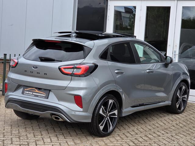 Ford PUMA 1.0 EcoBoost ST-Line X PANORAMADAK|NAVIGATIE|CAMERA|CRUISE CONTROL|HALF/LEDER|ECC/AIRCO|PDC VOOR&ACHTER|STOELVERWARMING&STUUR|19 INCH|DEALERE ONDERHOUDEN Maandag tot Vrijdag geopend van 09.00 tot 20.00 uur en Zaterdag van 09.00 tot 18.00 uur