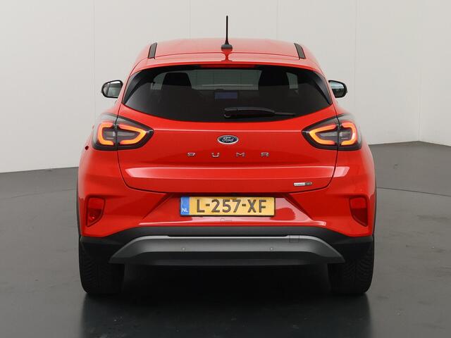 Ford PUMA 1.0 EcoBoost Hybrid Titanium | Winterpakket | Cruise Control Adaptief | Parkeercamera | Navigatie |