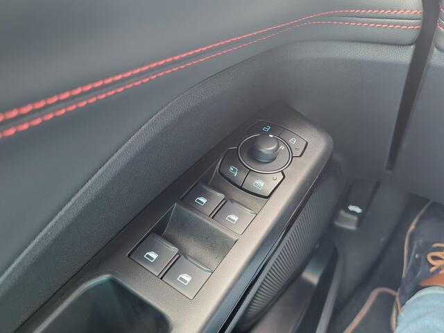 Ford PUMA 1.0 EcoBoost Hybrid ST-Line X 155pk Automaat | Panoramadak | Afneembare trekhaak | Winter Pack | Adaptive cruise control | 360 graden camera | Bang&Olufsen | Elektrsiche achterklep | Matrix LED