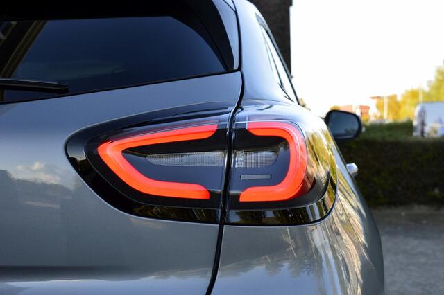 Ford PUMA 1.0 EcoBoost Hybrid ST-Line Rijklaarprijs-Garantie Navigatie Camera Airco 17 Inch Leder/Stof Interieur