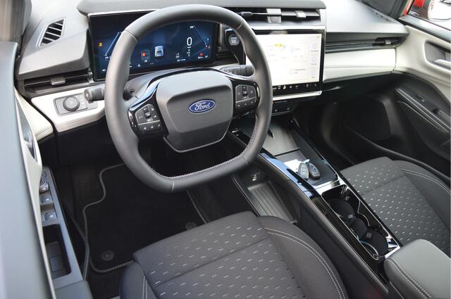 Ford PUMA Gen-E 44 kWh | Comfort Pack | Winter Pack |