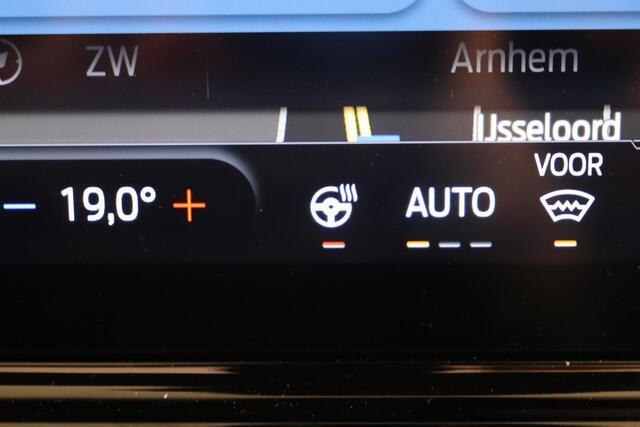 Ford PUMA 1.0 EcoBoost Hybrid ST-Line | Camera | Adaptieve cruise control | Panoramadak | Elektr Achterklep | Climate control | Stuur stoel en voorruitverwarming |