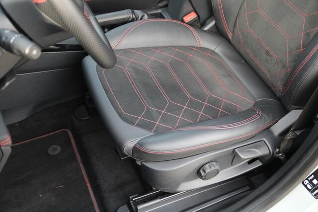 Ford PUMA 1.0 EcoBoost Hybrid ST-Line X TREKHAAK AFNEEMBAAR| PANORAMADAK | WINTER PACK | B&O