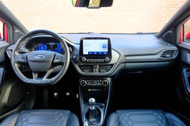 Ford PUMA 1.0 EcoBoost Hybrid 155pk ST-Line X Vignale | Navi | App Connect | Climate | Adaptive Cruise | Panoramakdak | Keyless | B&O Audio | Camera | Winter Pakket