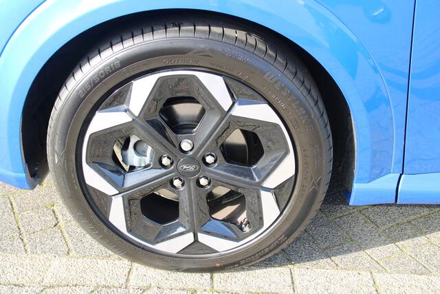 Ford PUMA 1.0 EcoBoost Hybrid ST-Line X TREKHAAK AFNEEMBAAR | PANORAMADAK | WINTER PACK | B&O