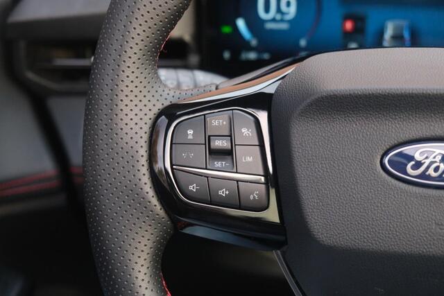 Ford PUMA 1.0 EcoBoost Hybrid 155pk Aut. ST-Line X | Nieuw Model ! | Adaptive Cruise | 360° Camera | Panoramadak | Elektrische Achterklep | Trekhaak | Winter Pakket