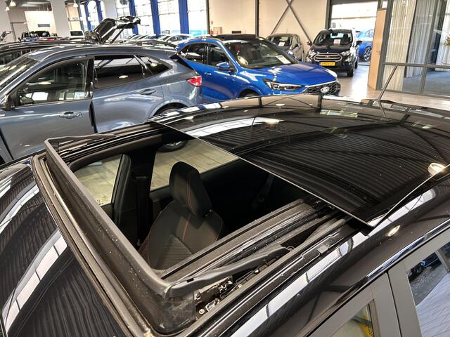 Ford PUMA EcoBoost Hybrid 155 pk St-Line | Trekhaak | Winterpack | Pano | Adapt.Cruise | Camera | Elektr. A.Klep | 19" LMV |