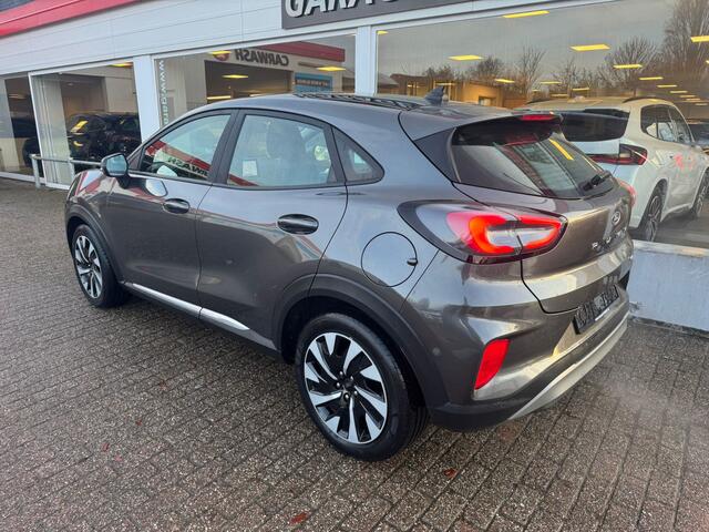 Ford PUMA 1.0 EcoBoost Hybrid Titanium