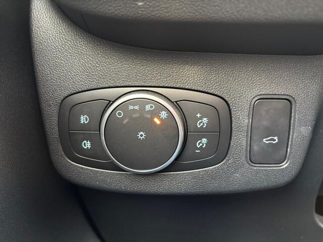 Ford PUMA Hybrid ST-Line X First Edition | VOL! | Trekhaak | B&O | Panoramadak | Camera | 100% Dealer onderhouden |