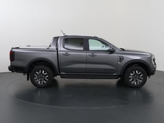 Ford RANGER WILDTRAK | DOUBLE CAB | 2.5 PHEV | HYBRID | 5-ZITS | 360 CAMERA | 3500 KG TREKHAAK AFNEEMBAAR | ADAPTIVE CRUISE | BLIND-SPOT | STOELVERWARMING | LEDER | LED | PLUG IN HYBRIDE | METALLIC