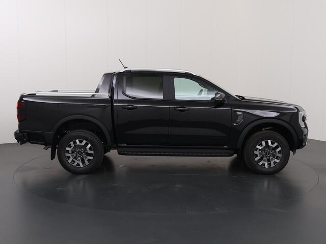 Ford RANGER WILDTRAK | DOUBLE CAB | 2.5 PHEV | HYBRID 5-ZITS | 360 CAMERA | 3500 KG TREKHAAK AFNEEMBAAR | ADAPTIVE CRUISE | BLIND-SPOT | STOELVERWARMING | LEDER | LED | PLUG IN HYBRIDE | METALLIC