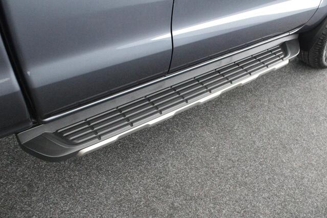 Ford RANGER 3.2 TDCi 200pk Wildtrak Supercab Trekhaak Camera Stoelverwarming Sidesteps Navigatie