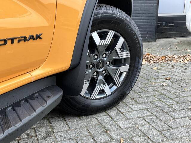 Ford RANGER Wildtrak Double Cab 2.3 PHEV 279pk! 5-pers, 3500kg Trekgewicht, Vol-Leer, Elek. rollertop, Adapt. Cruise control, Direct leverbaar, 0,99% Fin Lease!