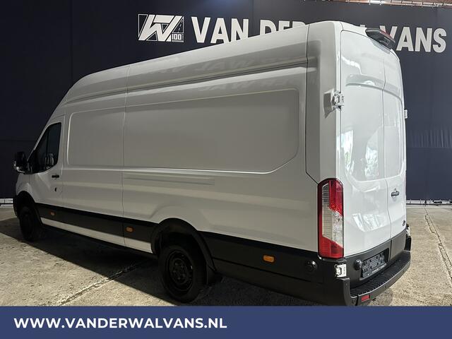 Ford TRANSIT 2.0 TDCI 130pk **BPM VRIJ voor de Ondernemer** L4H3 Euro6 Airco | Camera | Navigatie | Apple Carplay Android Auto, Cruisecontrol, Parkeersensoren, Bijrijdersbank, Stoelverwarming, verwarmde voorruit