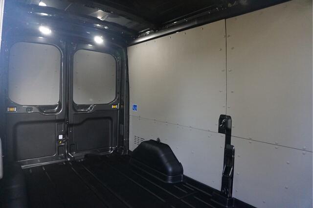 Ford TRANSIT 350L L3H2 Limited AUT-8 165PK BPM VRIJ Navi, Adap. Cruise, 360° Cam, Trekhaak, 2x Schuifdeur!! NR. K043*