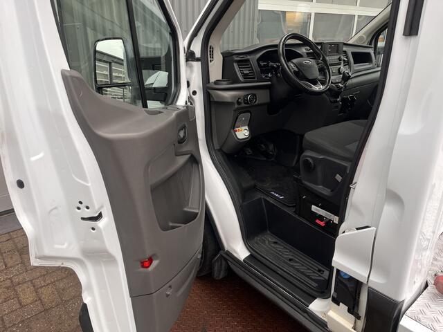 Ford TRANSIT 470 2.0 TDCI Airco Cruise control Tachograaf 3-Persoons Euro 6 Telefoonverbinding Be-combi be-trekker Koeling aansluiting Schotel Be-combi