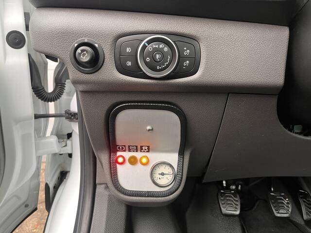 Ford TRANSIT 470 2.0 TDCI Airco Cruise control Tachograaf 3-Persoons Euro 6 Telefoonverbinding Be-combi be-trekker Koeling aansluiting Schotel Be-combi