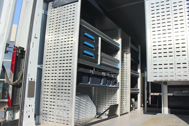 Ford TRANSIT 350 2.0 TDCI L2H2 Trend SORTIMO Bedrijfswageninrichting.