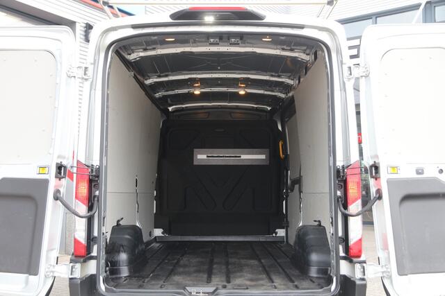 Ford TRANSIT 350 2.0 TDCI 185 | Aut. | Limited | Navi | Camera | Cruise | Airco..
