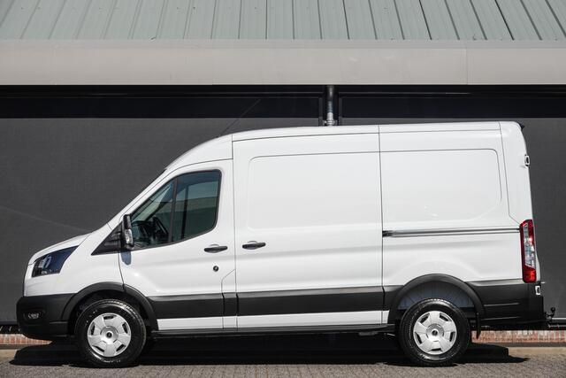 Ford TRANSIT L2H2 2.0Tdci 130Pk | 350 | Trend | 2xSchuifdeur | Virtual Cockpit | Achteruitrijcamera | Trekhaak | Frozen White