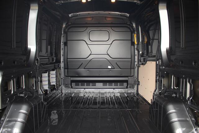 Ford TRANSIT 350 2.0TDCI 165pk L2H2 Trend | Automaat | 2800kg trekgewicht | Carplay/Android | Camera | Cruise | Sync 4 13" | Lease 735,- p/m