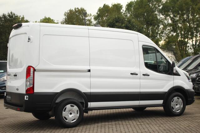 Ford TRANSIT 350 2.0TDCI 130pk L2H2 Trend | Camera | Carplay/Android | Cruise | Lease 591,- p/m