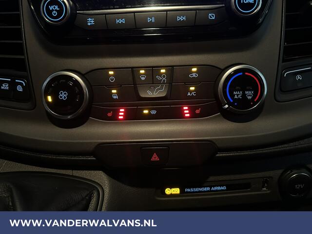 Ford TRANSIT 2.0 TDCI 131pk L3H2 Euro6 Airco | Camera | Navigatie | Apple Carplay | Android Auto Cruisecontrol, Stoelverwarming, Verwarmde voorruit, Parkeersensoren, Bijrijdersbank, 2500kg trekvermogen