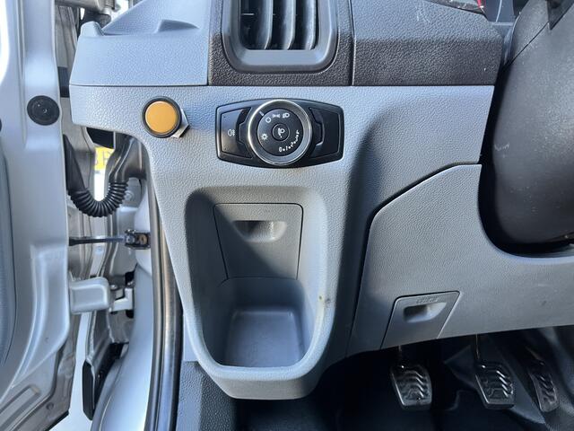 Ford TRANSIT 350 2.0 TDCI L3H1 DC Laadkraan Telefoonverbinding 3-Persoons Telefoonverbinding 1e eigenaar Pick up p-up bakwagen Euro 6 Bpm vrij voor ondernemers