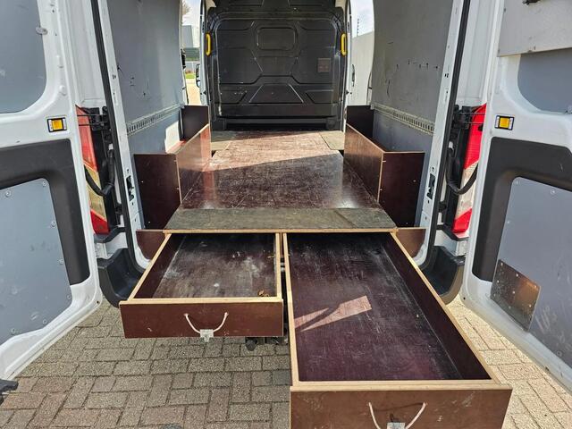 Ford TRANSIT 350 2.2 TDCI L2H2 Apk,Nap,Trekhaak,Airco