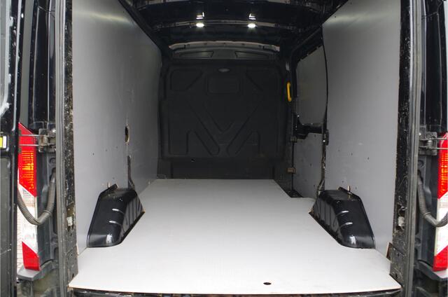 Ford TRANSIT 350 2.0 TDCI L2H2 Trend RWD > 170pk/Trekhaak (3.500kg)/Euro 6...