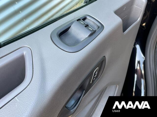 Ford TRANSIT 350 MHEV 130PK L2H2 Groot multimedia Carplay Sensoren Cruise Inrichting