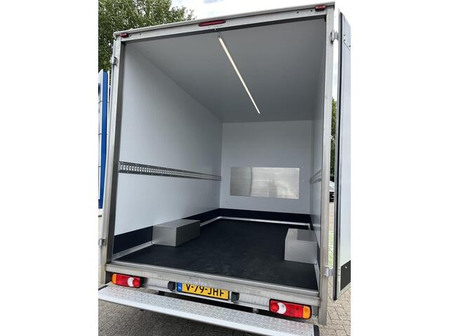 Ford TRANSIT 350 2.0 TDCI L4H1 Trend Skeletal | Karhof Opbouw Gesloten Deuren | BPM Voordeel | Carplay-Android auto| Cruise Control | Voorruitverwarming | Laadvermogen 1303 KG | Sync4 |