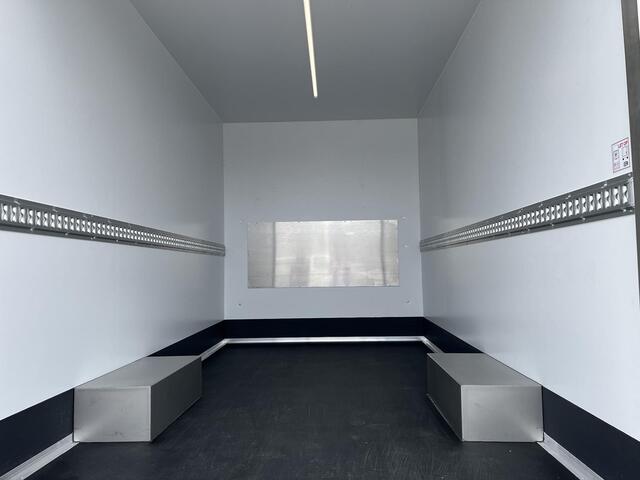 Ford TRANSIT 350 2.0 TDCI L4H1 Trend Skeletal | Karhof Opbouw Gesloten Deuren | BPM Voordeel | Carplay-Android auto| Cruise Control | Voorruitverwarming | Laadvermogen 1303 KG | Sync4 |