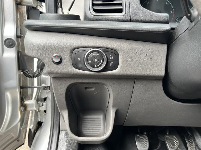 Ford TRANSIT 350 2.0 TDCI DC Laadkraan Telefoonverbinding 3-Persoons Telefoonverbinding 1e eigenaar Pick up p-up bakwagen Euro 6 Bpm vrij voor ondernemers