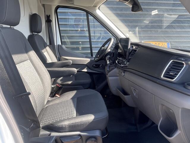 Ford TRANSIT 350 2.0 TDCI L4H3 Trend RWD Navigatie / Trekhaak